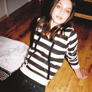 Stussy Girls Jail Bird Mock – Winter White Size M